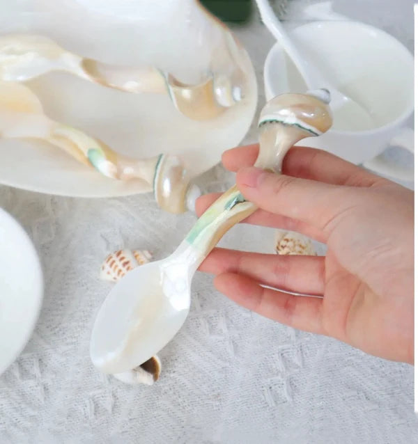 Natural Handmade Shell Crafts | Shell Dining Sets & Shell Jewelry Boxes
